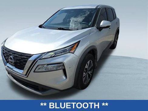 Used 2022 Nissan Rogue SV FWD image 4
