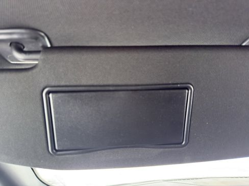 Used 2024 Jeep Grand Cherokee Altitude image 23