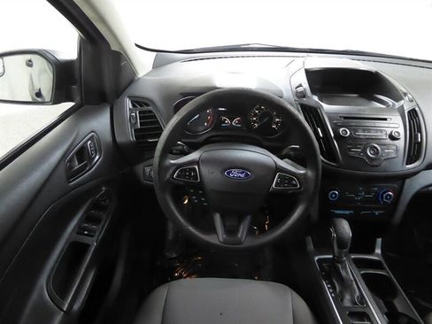Used 2018 Ford Escape S image 10