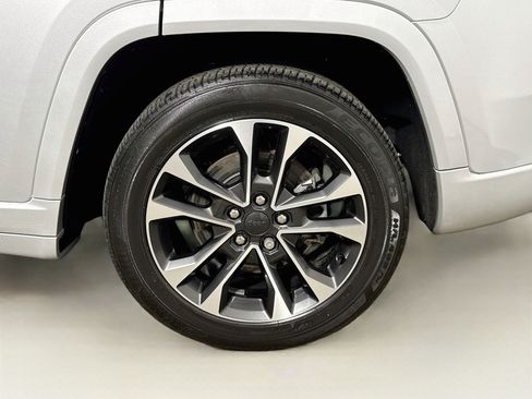 Used 2022 Jeep Grand Cherokee Overland image 31