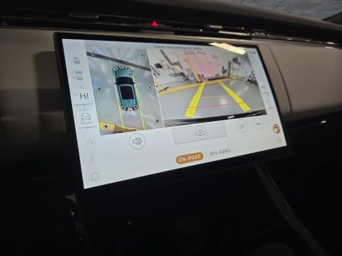 New 2026 Land Rover Range Rover Sport Dynamic SE image 24