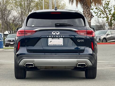 Used 2019 INFINITI QX50 Luxe w/ Navigation Package image 5