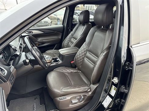 Used 2023 MAZDA CX-9 Signature image 11
