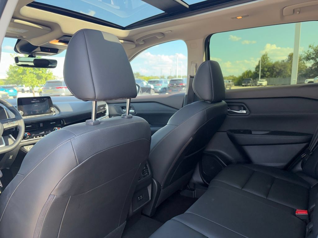 Certified 2023 Nissan Rogue SL FWD image 25