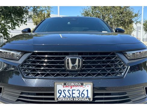 Used 2025 Honda Accord Sport image 43
