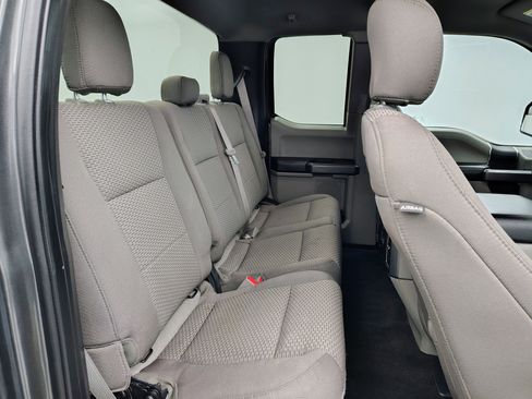 Used 2020 Ford F150 XLT image 30