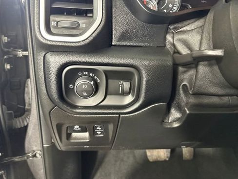 Used 2021 RAM 1500 Big Horn image 36