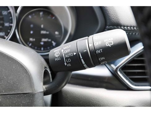 Certified 2025 MAZDA CX-5 AWD 2.5 S w/ Preferred Package image 17