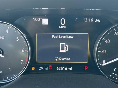 Used 2022 Buick Envision Avenir w/ Technology Package II FWD image 29