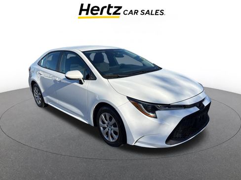 Used 2021 Toyota Corolla LE w/ Carpet Mat Package (TMS) image 1