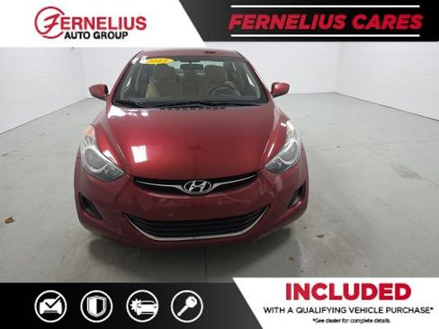 Used 2013 Hyundai Elantra GLS image 2