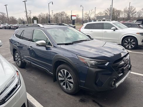 Used 2023 Subaru Outback Touring XT image 4