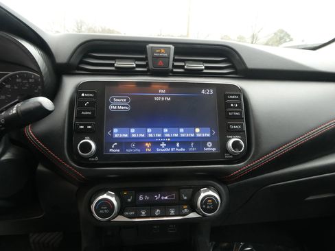 Used 2024 Nissan Versa SR w/ Trunk Package image 16