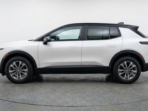 Used 2025 Chevrolet Equinox LT image 5