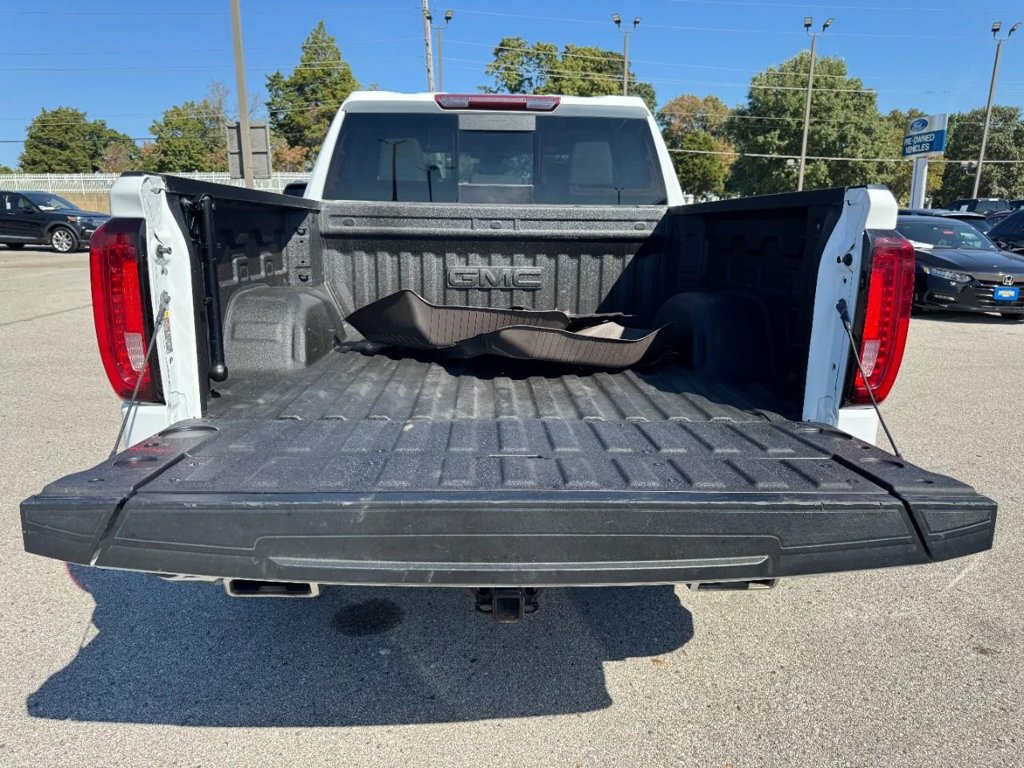 Used 2023 GMC Sierra 1500 SLT w/ SLT Premium Package AWD/4WD image 6