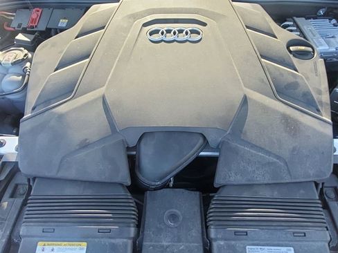 Used 2023 Audi Q8 Premium Plus image 37