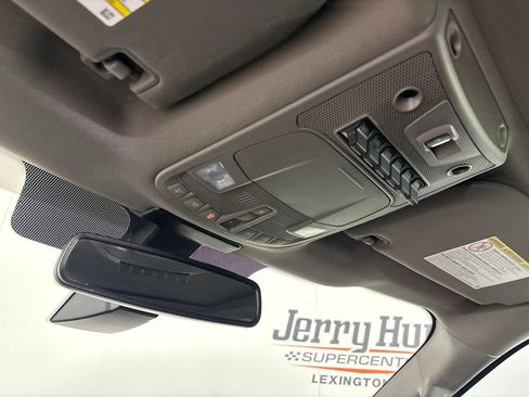 Used 2019 Ford F250 Lariat w/ Lariat Ultimate Package AWD/4WD image 20