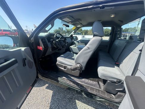 Used 2016 Ford F250 XL image 9