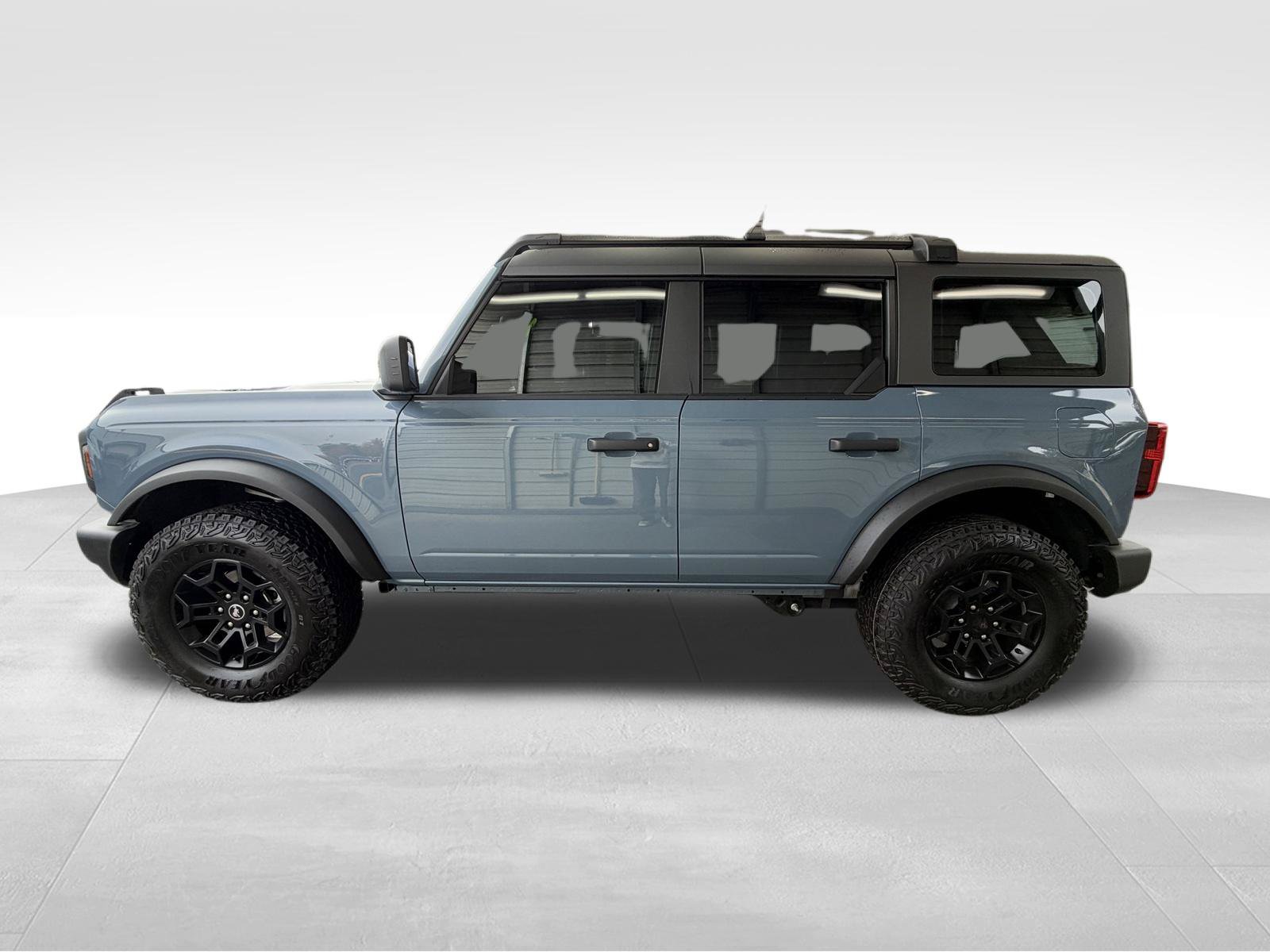 Used 2025 Ford Bronco 4-Door AWD/4WD image 9
