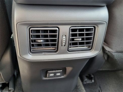 Used 2025 Toyota RAV4 XLE image 34