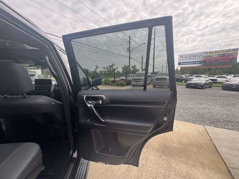 Used 2022 Lexus GX 460 w/ Black Line Special Edition AWD/4WD image 29