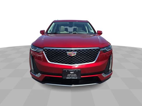 Used 2023 Cadillac XT6 Premium Luxury w/ LPO, Premium Carpet Package FWD image 3