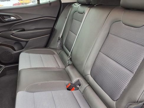 Used 2025 Chevrolet Trax LT image 6