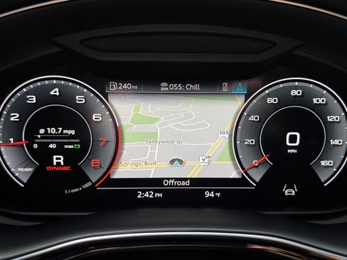 Used 2019 Audi Q8 Prestige w/ Luxury Package AWD/4WD image 45