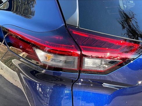 New 2026 Nissan Rogue SV image 14