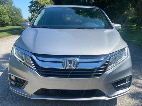 Used 2018 Honda Odyssey EX-L image 2