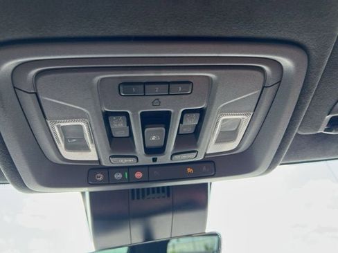 Used 2022 GMC Sierra 1500 Denali Ultimate image 13