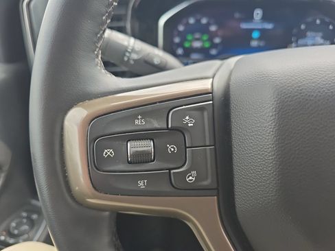 Used 2024 Chevrolet Silverado 2500 High Country w/ High Country Premium Package AWD/4WD image 33
