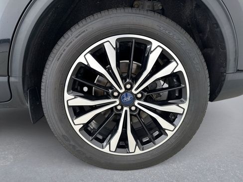 Used 2022 Ford Escape SEL w/ SEL Stealth AWD Package image 21