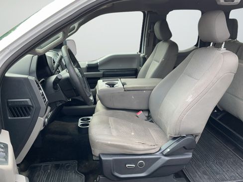 Used 2015 Ford F150 XLT w/ Equipment Group 301A Mid RWD image 19