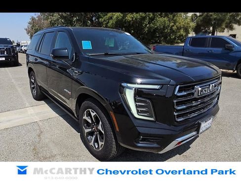 Used 2025 GMC Yukon AT4 w/ AT4 Premium Plus Package AWD/4WD image 1