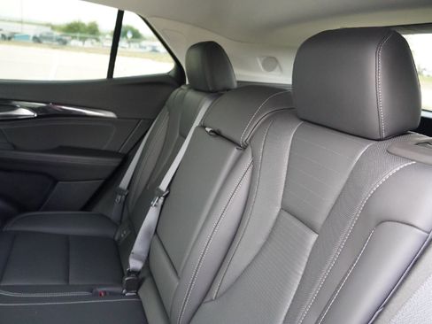 Used 2025 Buick Envision Preferred image 32