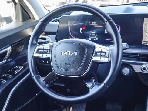 Certified 2023 Kia Telluride S w/ S Sunroof Package image 14