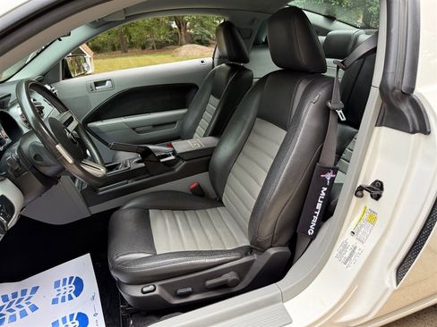 Used 2009 Ford Mustang GT image 47