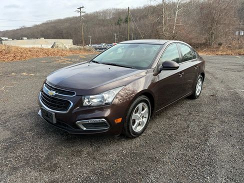 Used 2015 Chevrolet Cruze LT image 1