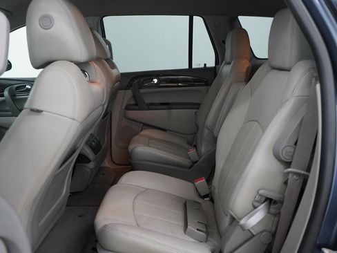 Used 2014 Buick Enclave Leather image 17