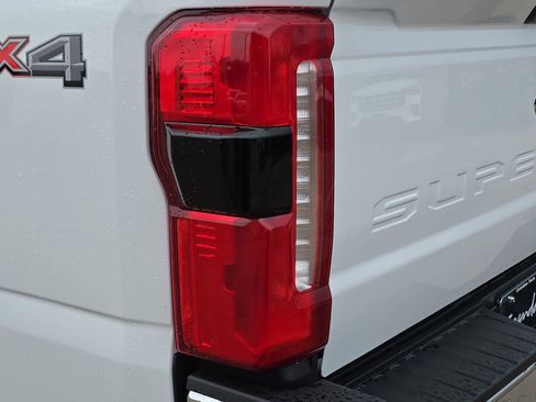 New 2026 Ford F350 XLT w/ 360-Degree Camera Package image 27