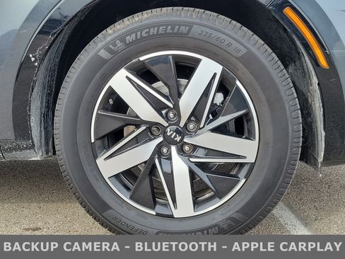 Used 2021 Kia Sorento S image 5