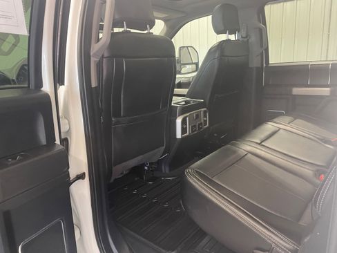 Used 2020 Ford F250 Lariat w/ Lariat Ultimate Package image 24