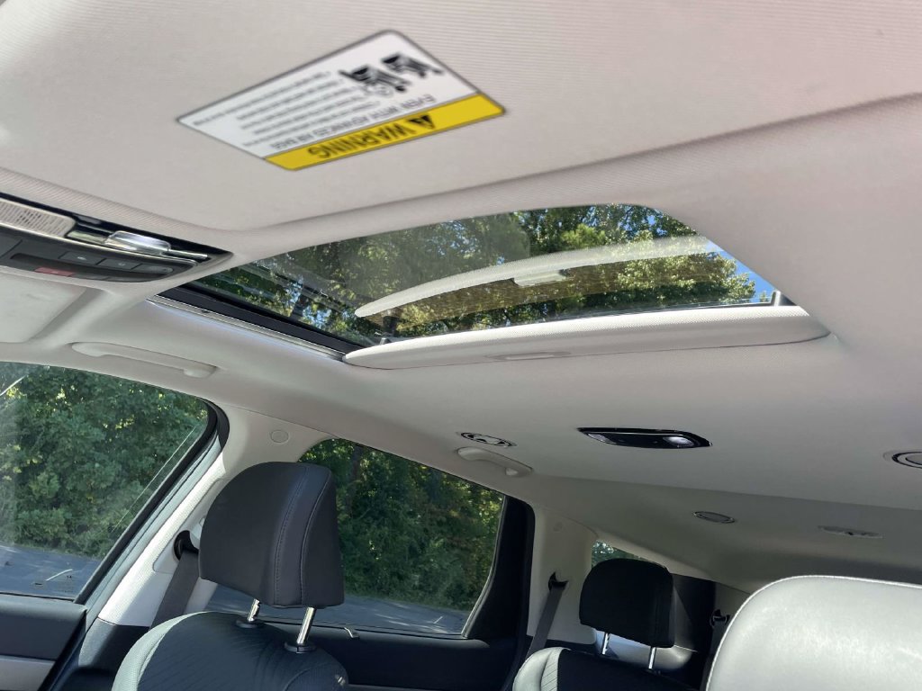 Certified 2025 Hyundai Palisade SEL FWD image 19