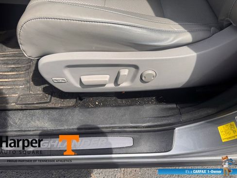 Used 2015 Toyota Highlander Limited Platinum image 18