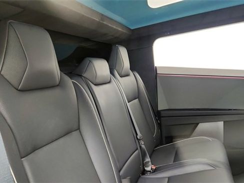 Used 2024 Tesla Cybertruck AWD Crew Cab image 22