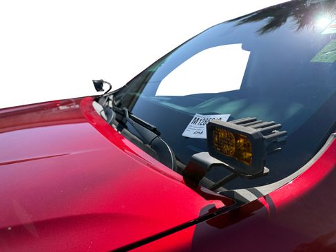 Used 2021 Chevrolet Colorado LT image 13