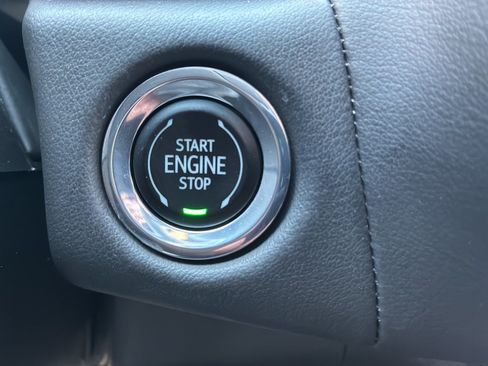 Used 2023 Chevrolet Tahoe Premier RWD image 20