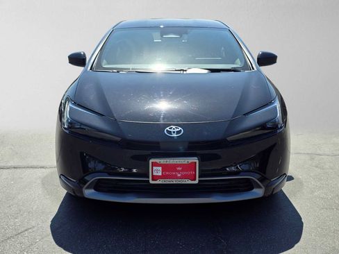 Certified 2026 Toyota Prius XLE FWD image 8
