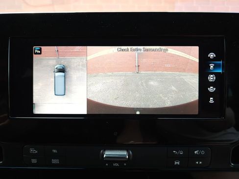 Used 2023 Mercedes-Benz Sprinter 2500 image 16
